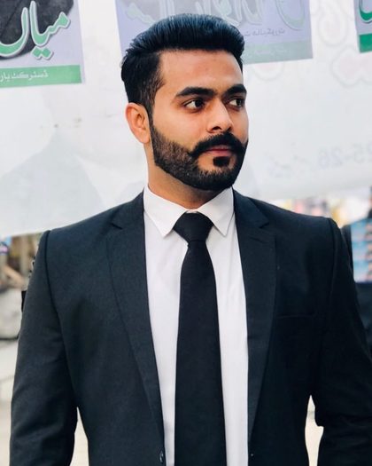 Malik Umais Pervaiz, Advocate
